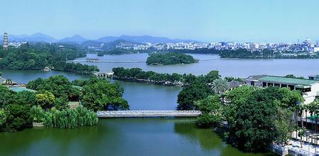 惠州西湖、紅花湖單車、奧地利小鎮(zhèn)、住樂逸溫泉、羅浮山兩日游