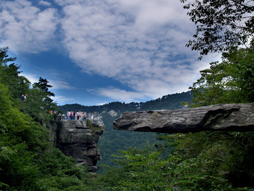 【標準】匡廬奇秀廬山、婺源（篁嶺）、黃山、景德鎮、南昌滕王閣雙臥六天